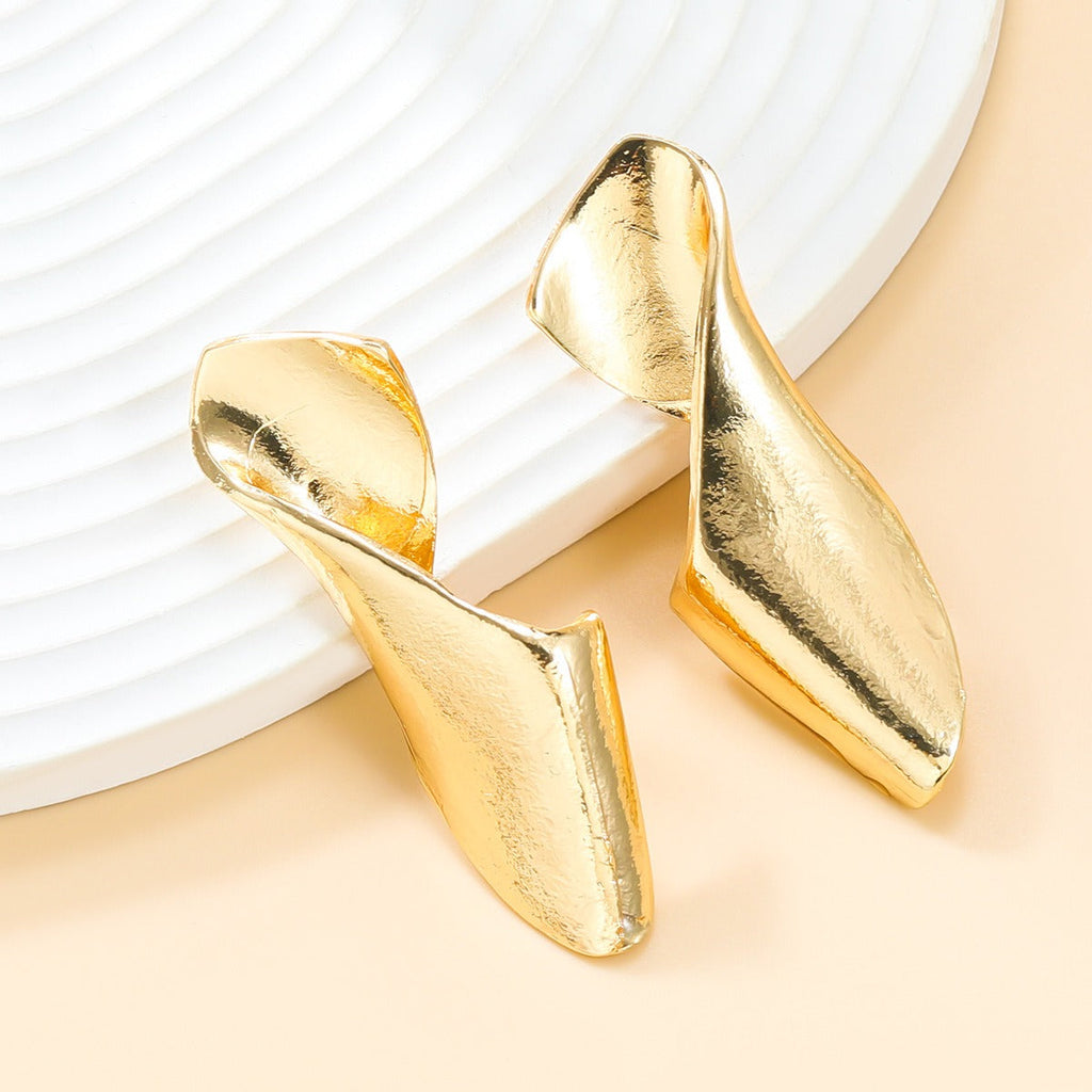 Thick Metal Sheet Curve Earrings