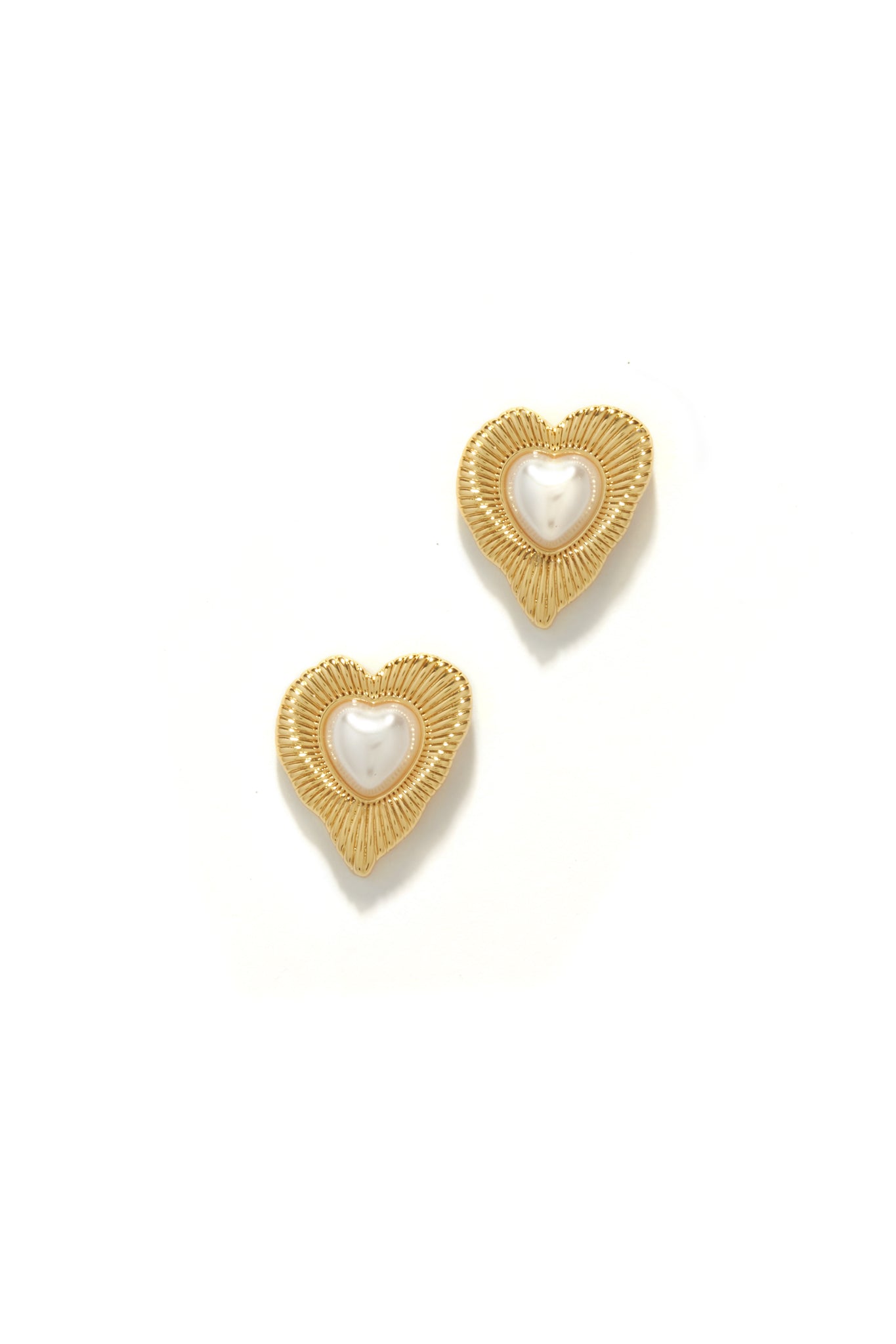 Aleida Heart Shape Earring - Gold